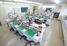 新横浜歯科技工士専門学校